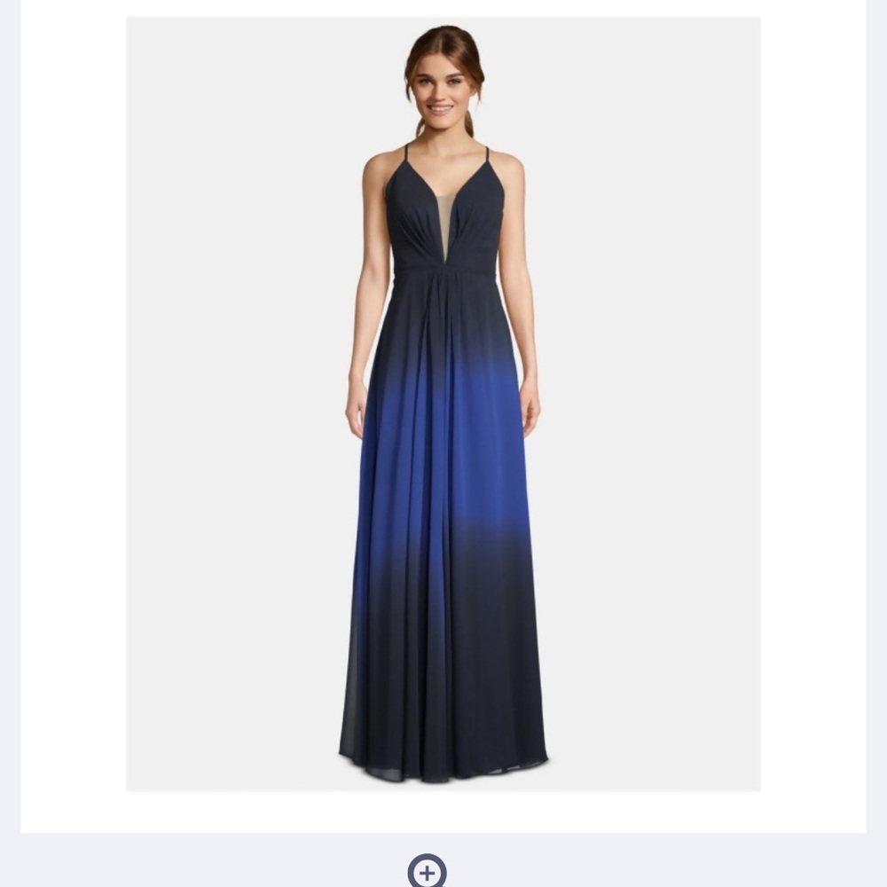 Cute dress never worn